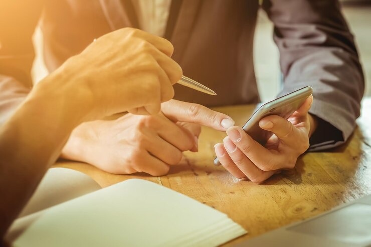 Mobile Loan Signings for Condos in Los Angeles